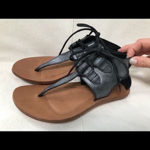 New Sorel leather laceup sandal size 6